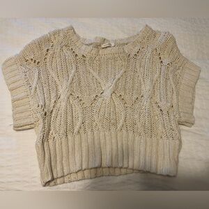 Neuflora Cream Knit Cropped Cable Sweater